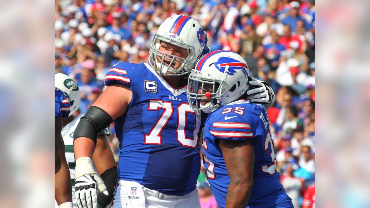 Carson, USA. 19th Nov, 2017. Buffalo Bills center Eric Wood #70