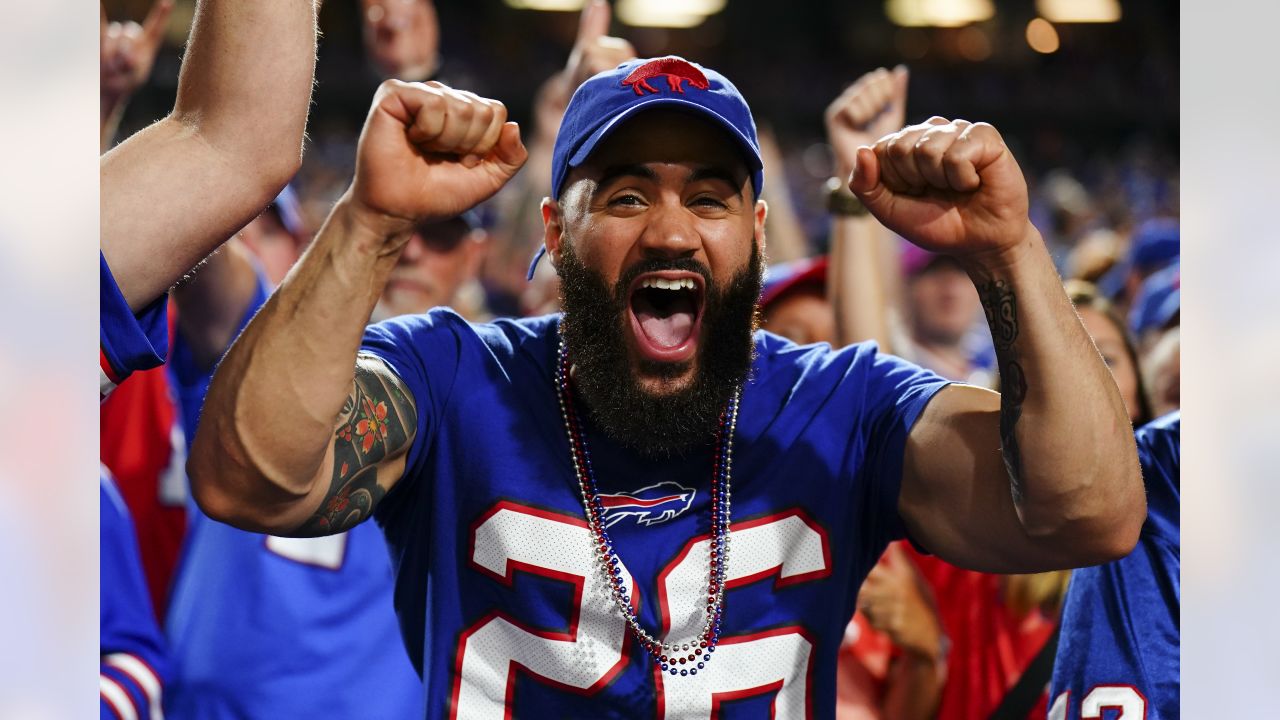 Matt Milano to stay with Bills after all: What his surprise contract  extension means - Sports Illustrated Buffalo Bills News, Analysis and More