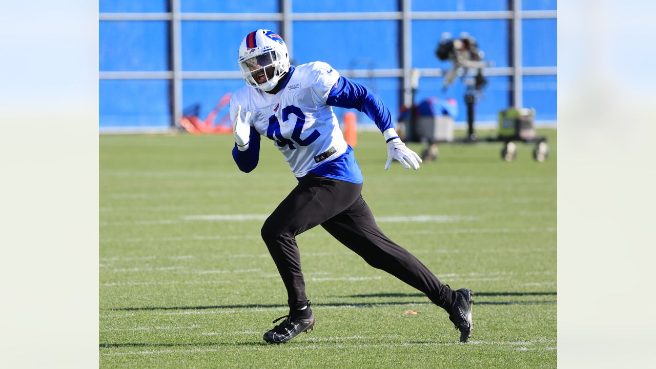 Bills Elevate CB Xavier Rhodes, RB Duke Johnson From Practice Squad; No QB  Elevated