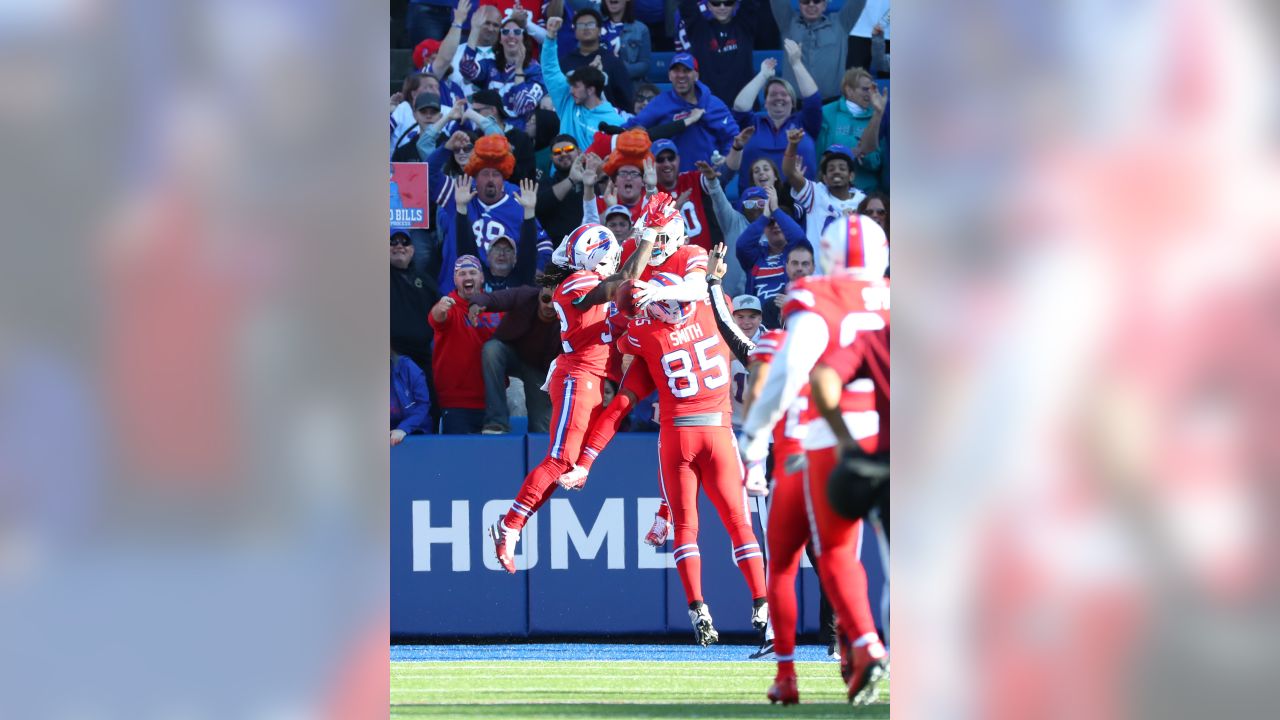 Micah Hyde returns onside kick for TD to seal Bills win over Dolphins