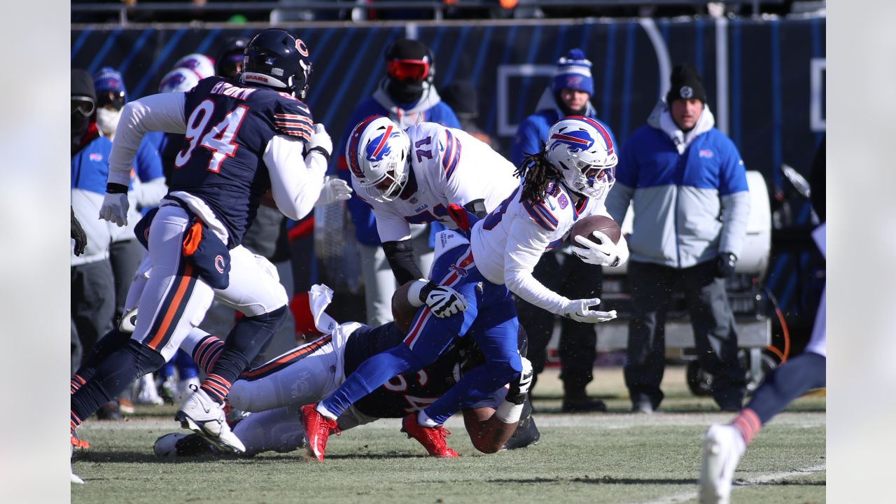 Bills defeat Bears 35-13 in frigid Christmas Eve matchup