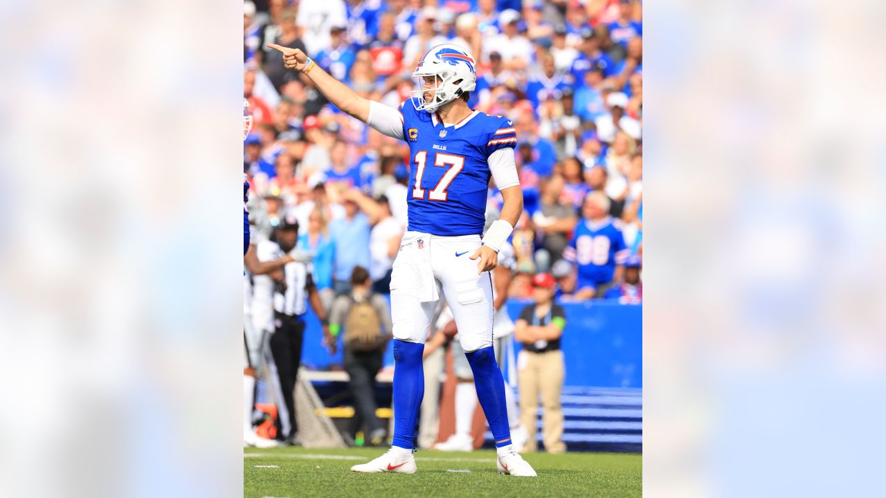 Josh Allen, Buffalo Bills trounce the Las Vegas Raiders, 38-10 - Sports  Illustrated Las Vegas Raiders News, Analysis and More