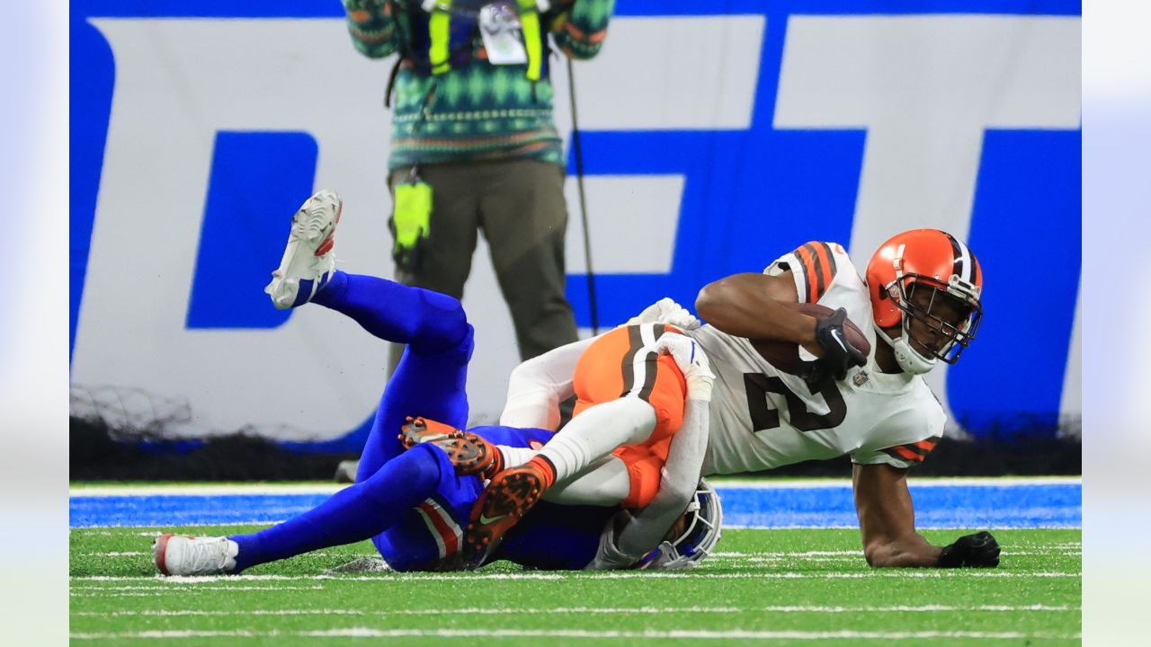 Bills show resolve, overcome early deficit to beat Browns 31-23