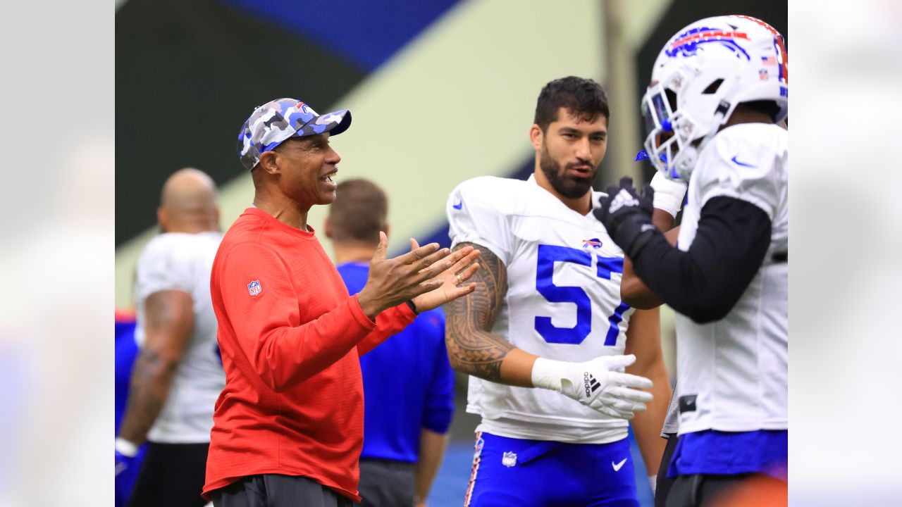 Mike Singletary lauds Texans coaching candidate Leslie Frazier