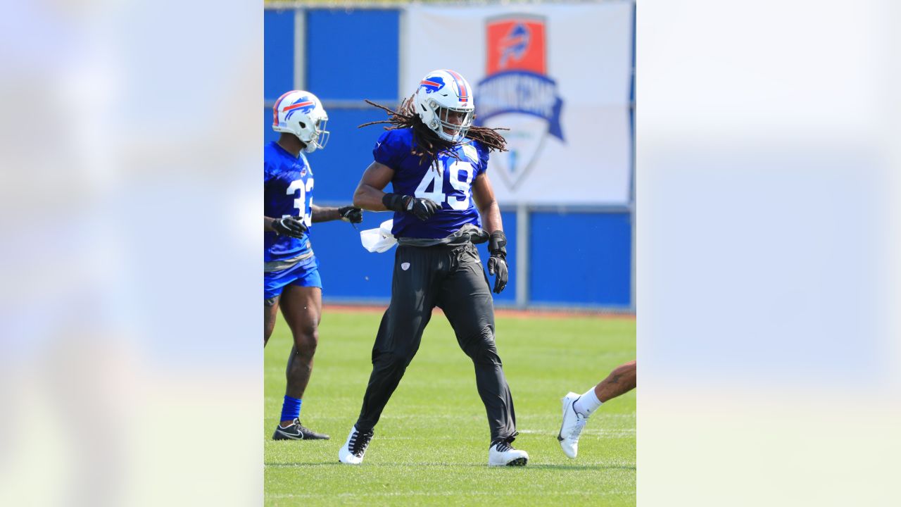 Crazy Story' - But Buffalo Bills Cut Running Back Darrynton Evans at NFL  Deadline - Sports Illustrated Buffalo Bills News, Analysis and More