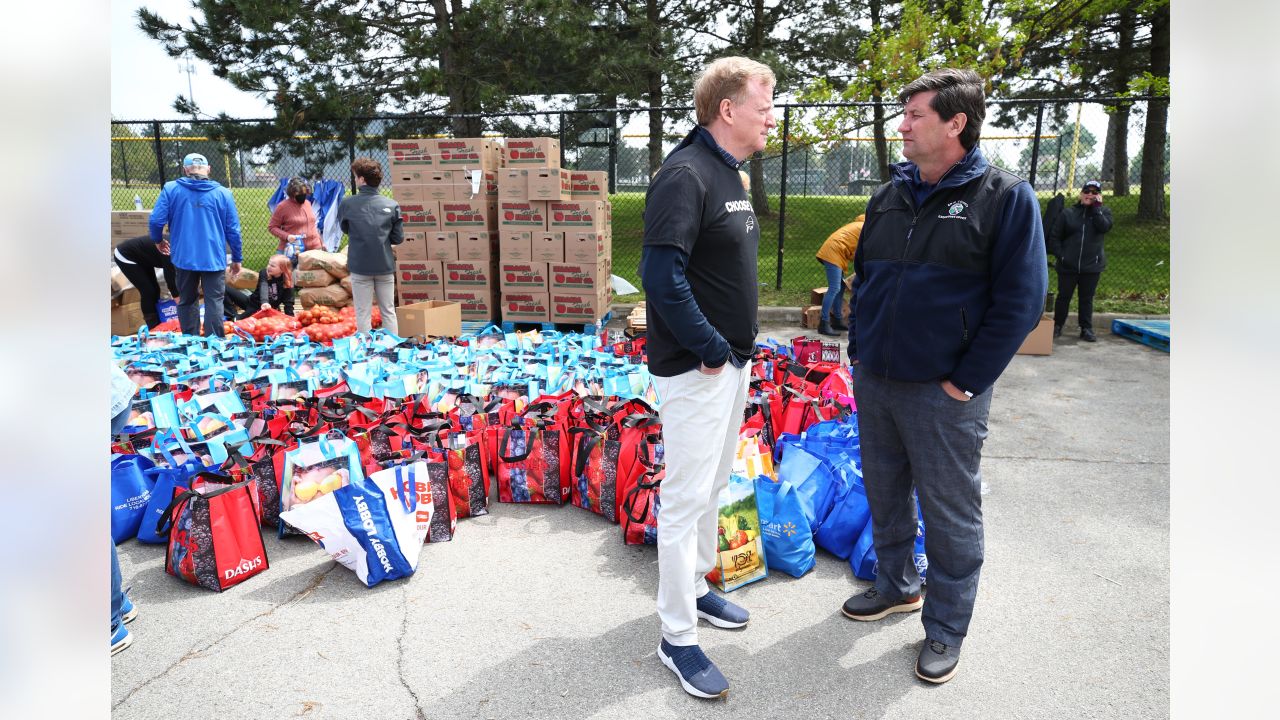 Looking for a 'Choose Love' shirt the Buffalo Bills wore? Team says they  will be available soon