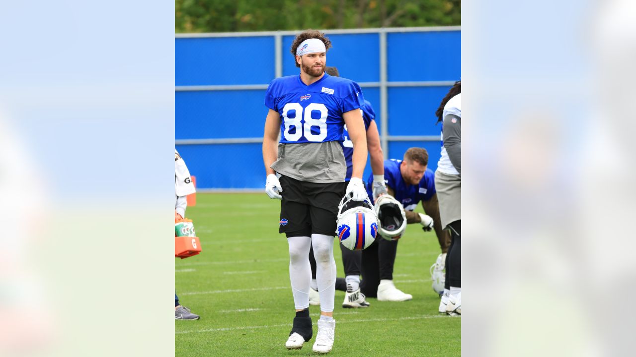 Bills update injury status of TE Dawson Knox, S Micah Hyde, LB