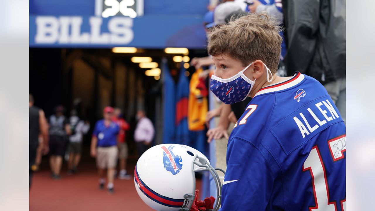 In Buffalo, Bills Mafia tries (and fails) to keep it together as 2021 title  dreams seem weirdly within reach - ESPN