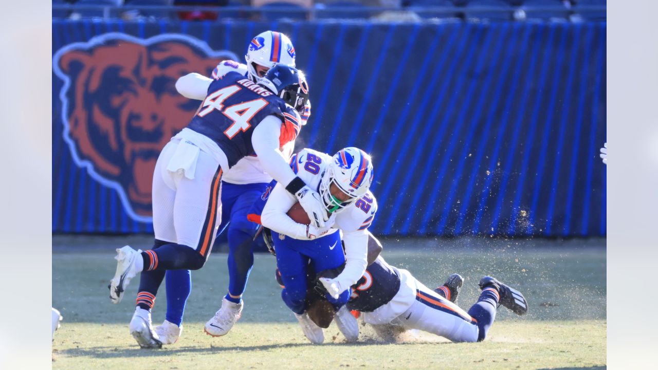 Bills rushing attack fuels win over Bears to clinch AFC East title