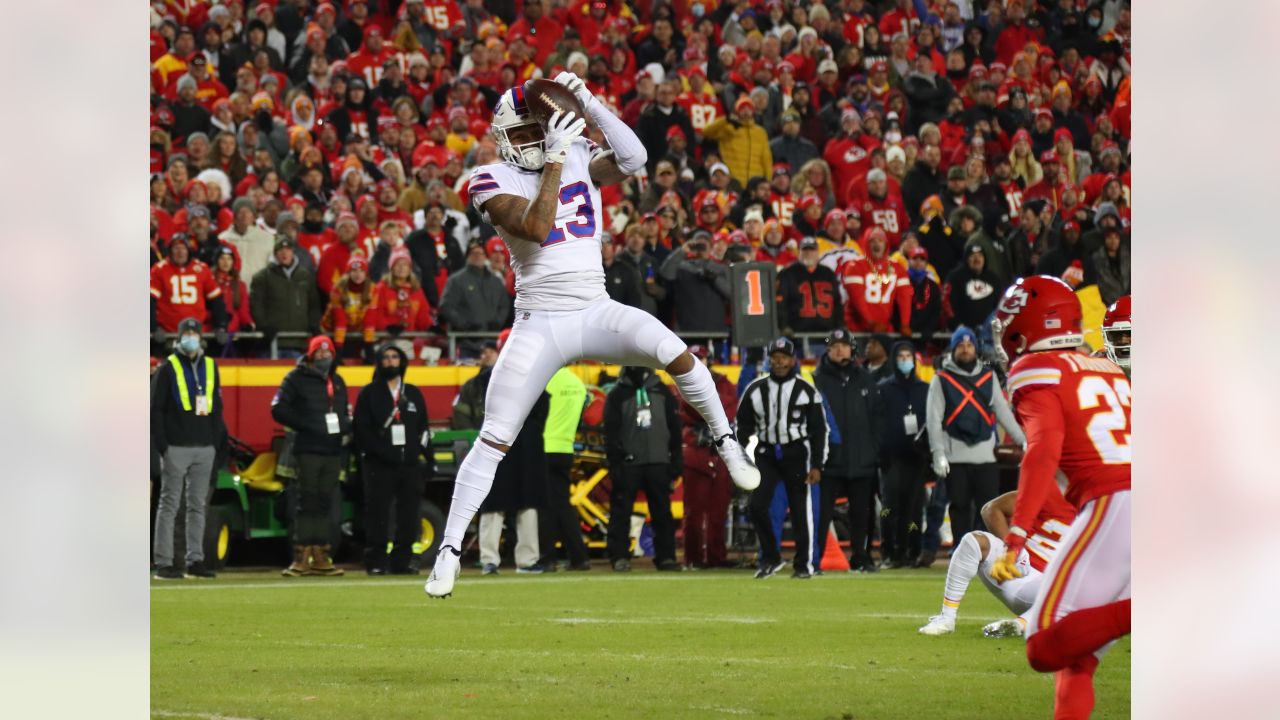 Buffalo Bills 36-42 Kansas City Chiefs: Patrick Mahomes throws walk-off TD  in overtime to clinch win after epic battle with Josh Allen, NFL News