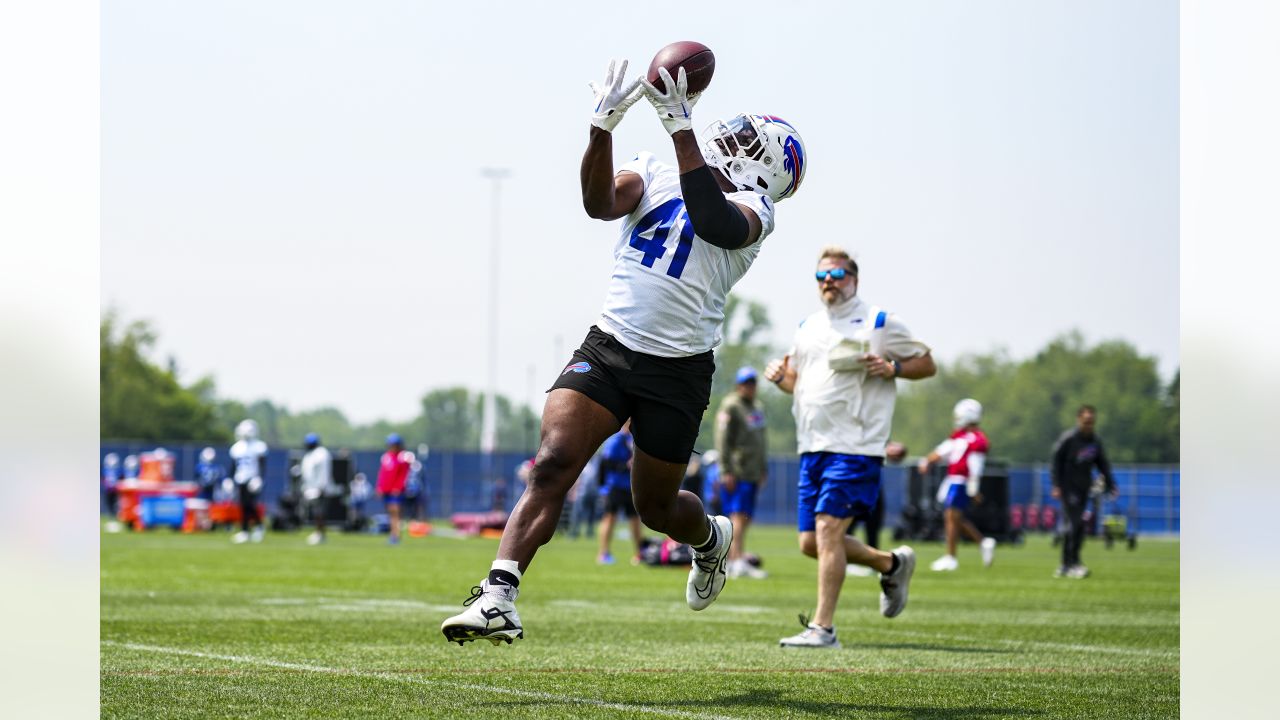 4 takeaways from Bills OTA: Ed Oliver expects to 'shut up' detractors,  Leonard Floyd chasing another ring in Buffalo