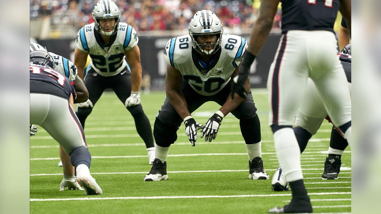 Buffalo Bills offensive tackle Daryl Williams (75) walks off the field  after a loss to the Jacksonville Jaguars during an NFL football game,  Sunday, Nov. 7, 2021, in Jacksonville, Fla. (AP Photo/Phelan