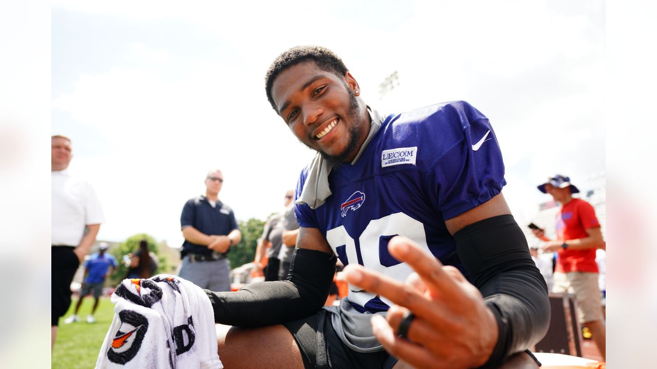 Cam Lewis shaken up at Buffalo Bills training camp