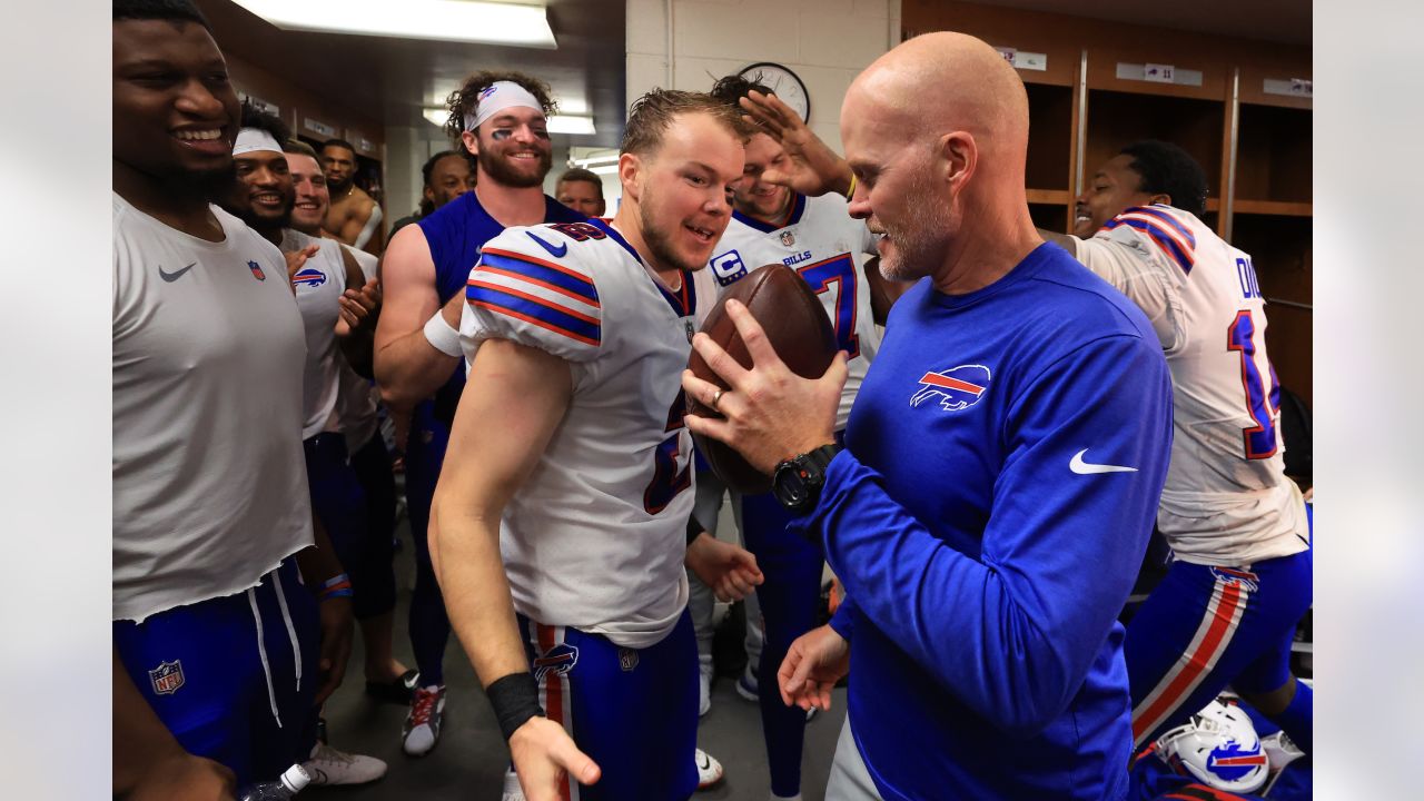 Josh Allen leads clutch drive for game-winning FG, Bills beat Lions 28-25  on Thanksgiving