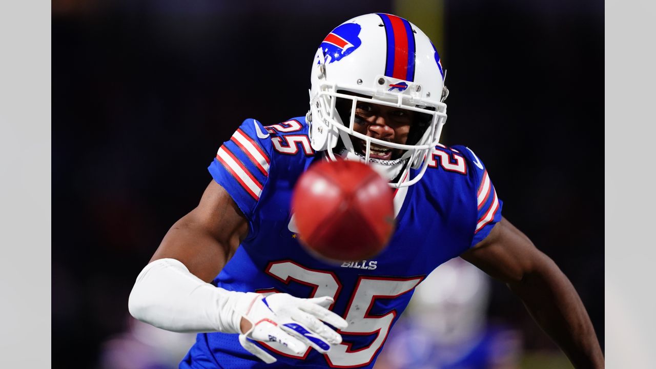 Bills who earned postseason awards and honors in the 2021 NFL season