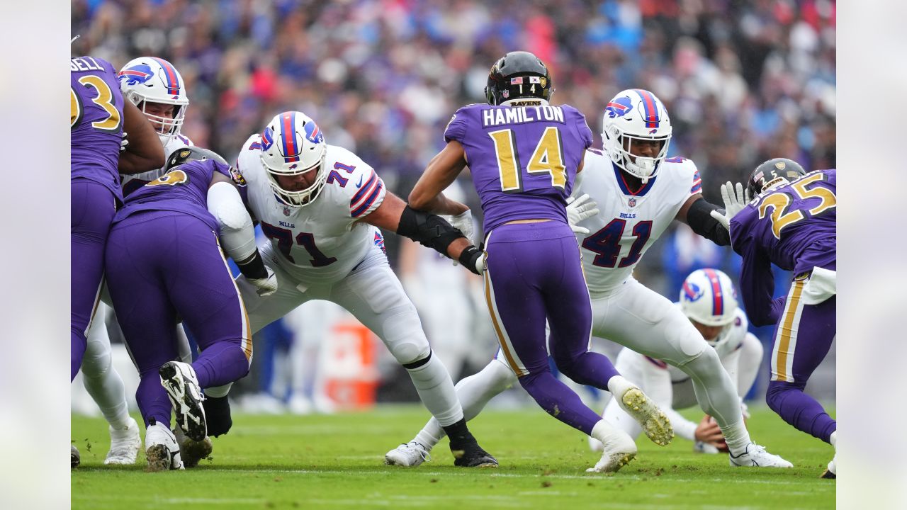 BALTIMORE, MD - OCTOBER 02: Baltimore Ravens running back J.K. Dobbins (27)  runs the ball for a touchdown during the Buffalo Bills versus Baltimore  Ravens NFL game at M&T Bank Stadium on