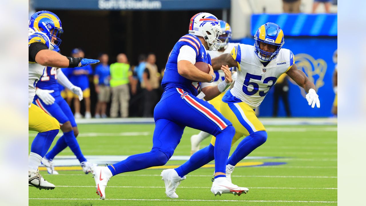 Josh Allen's heroic second half leads Bills over Rams 31-10