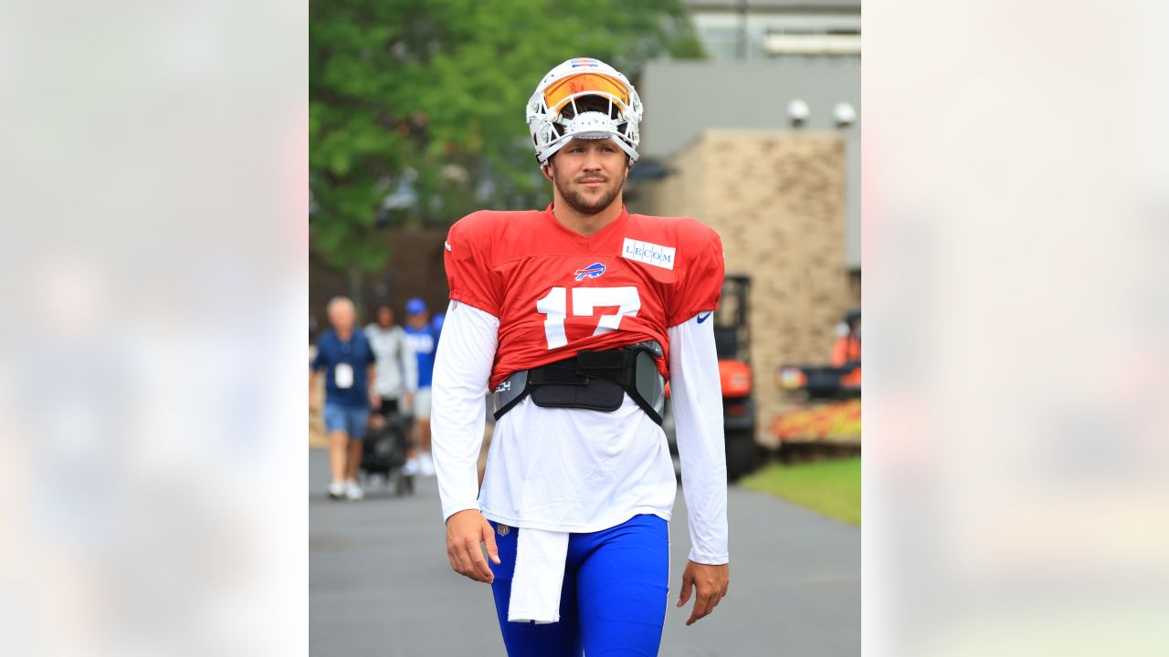 Josh Allen starts fight as tempers flare during first padded practice on  day 6 of training camp (Observations) 