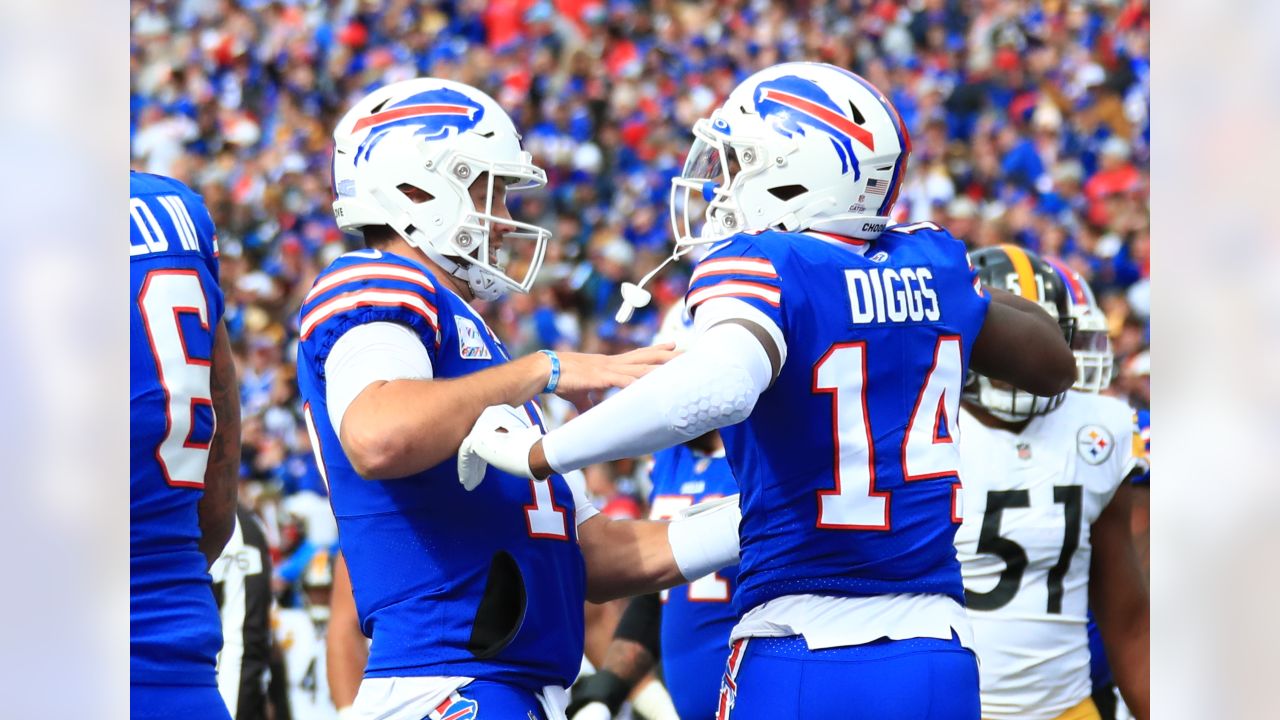 Bills overwhelm Steelers in first half, win 38-3 in dominant fashion