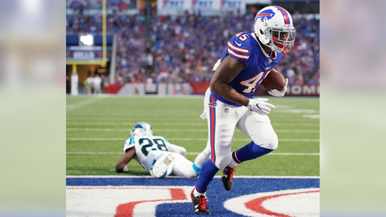 Buffalo Bills running back Marcus Murphy (22) heads for the end zone for a  touchdown during the …