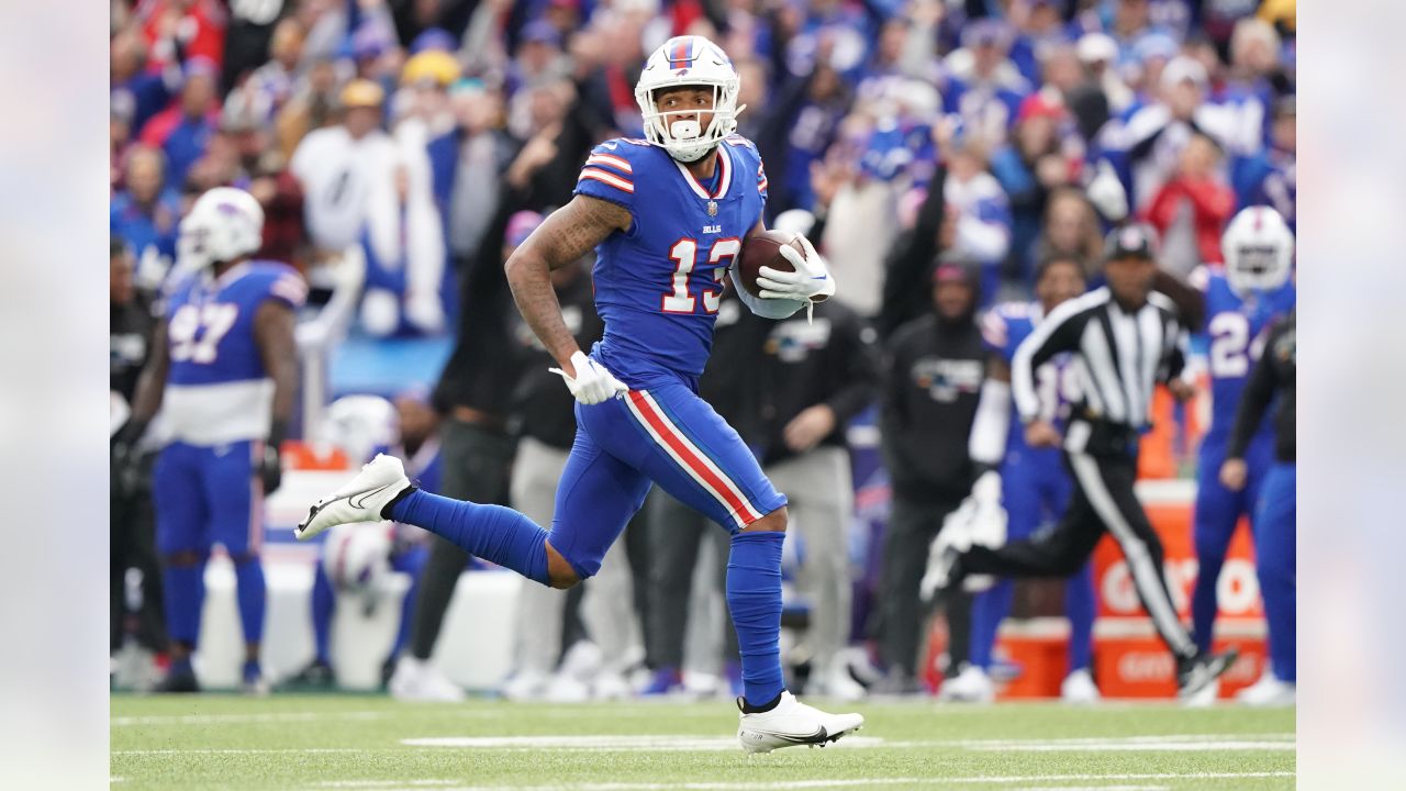 Bills overwhelm Steelers in first half, win 38-3 in dominant fashion