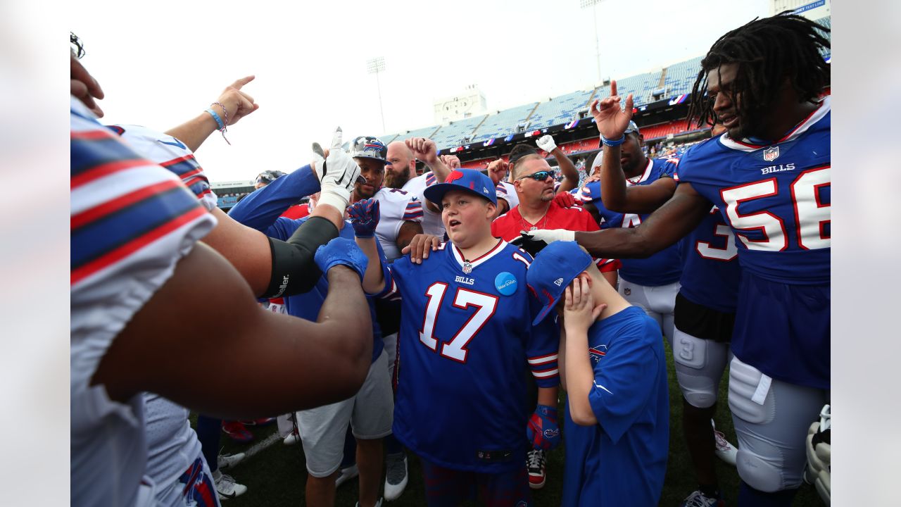 Bills fans travel near and far to watch team in Return of Blue & Red - BVM  Sports