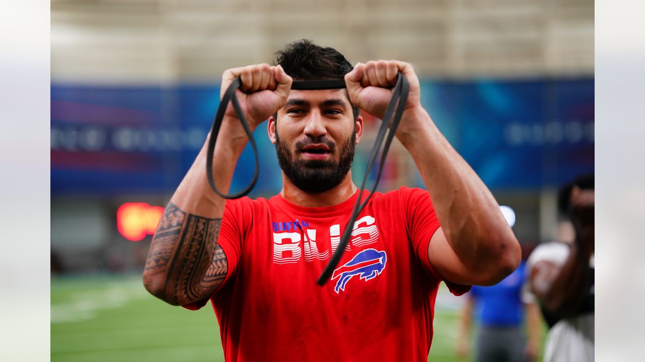 Bills Should Prioritize Extension For DE A.J. Epenesa