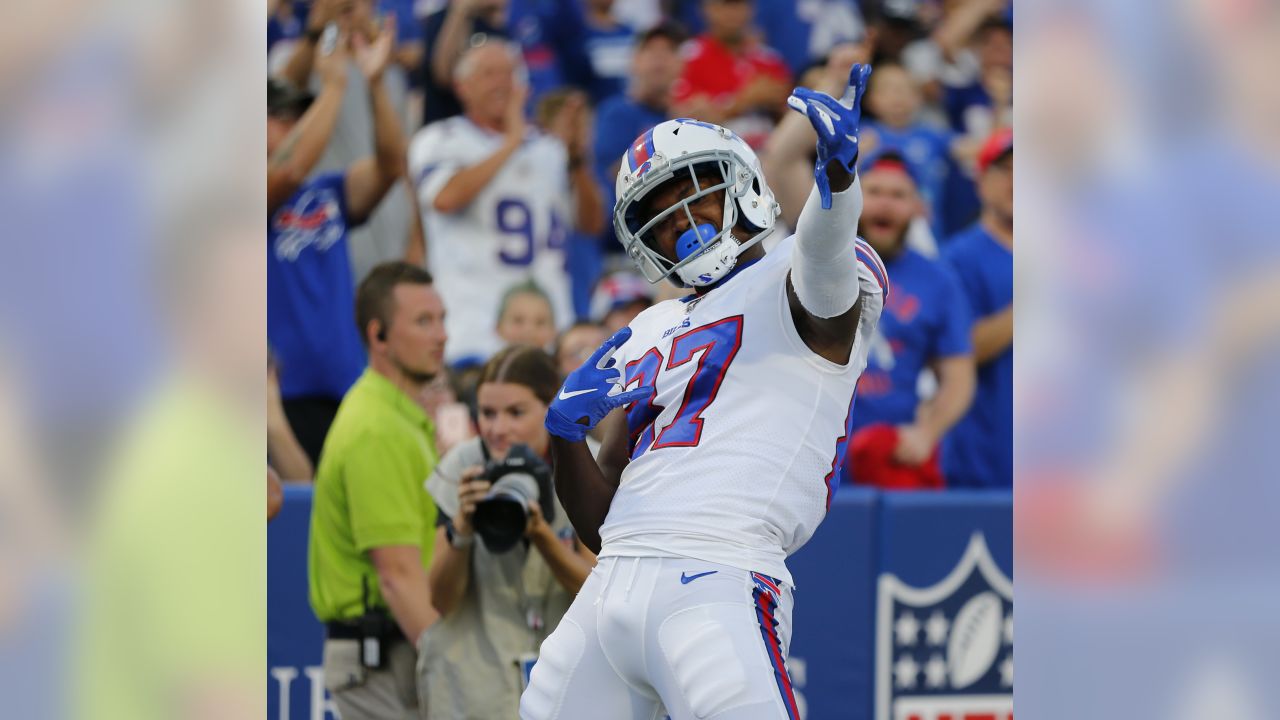 Buffalo Bills running back Christian Wade (45) runs the ball during an NFL  football organized team activity Tuesday, May 21, 2019, in Orchard Park  N.Y. (AP Photo/Jeffrey T. Barnes Stock Photo - Alamy