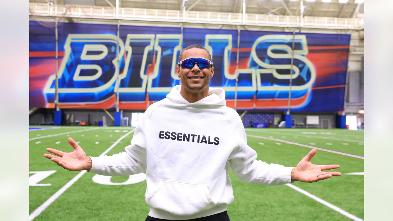 Von Miller: After Von Miller's injury, Odell Beckham Jr. demands NFL get  rid of turf fields in Bills vs. Lions