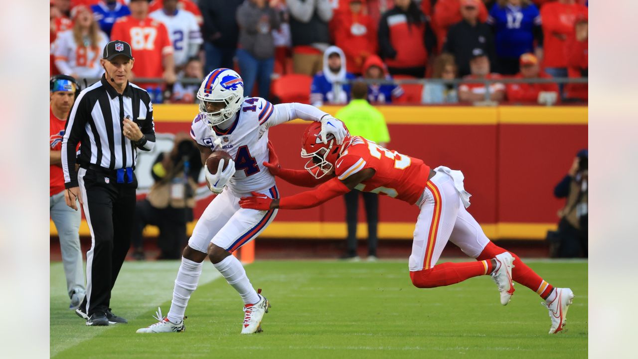 Josh Allen leads game-winning drive, Bills defense seals epic 24-20 win  over Chiefs with INT