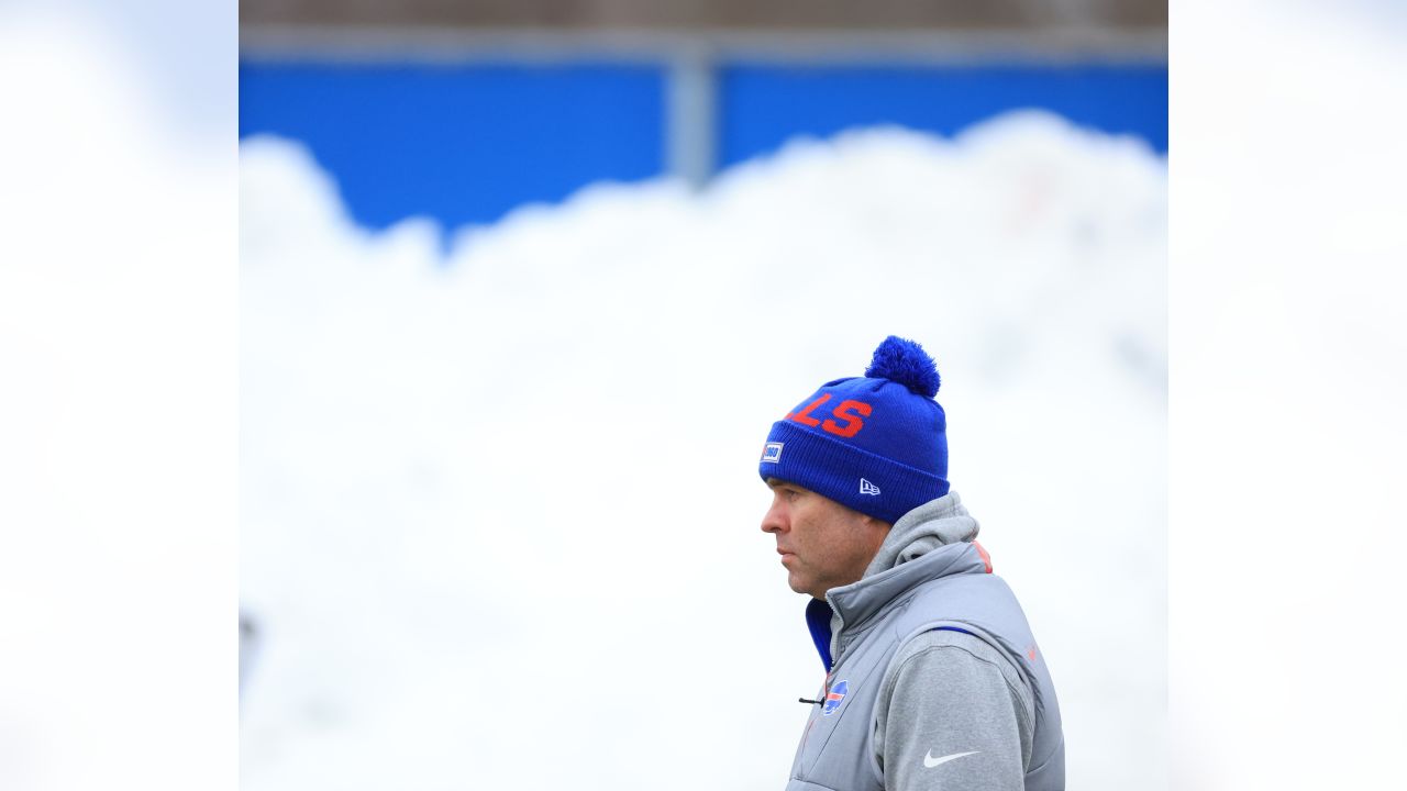 Josh Allen's connection with Joe Burrow, Mitch Morse's return and