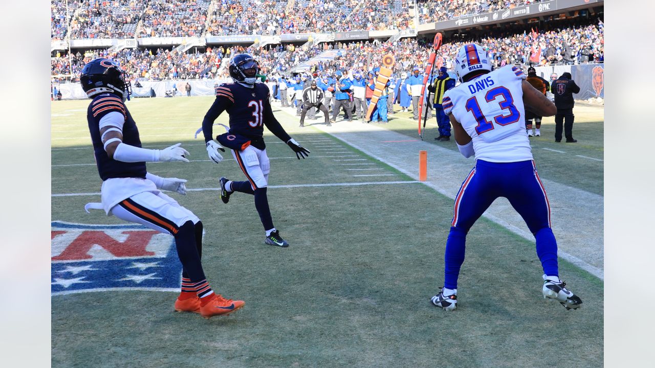 Bills use potent running attack to put away Bears on Christmas Eve