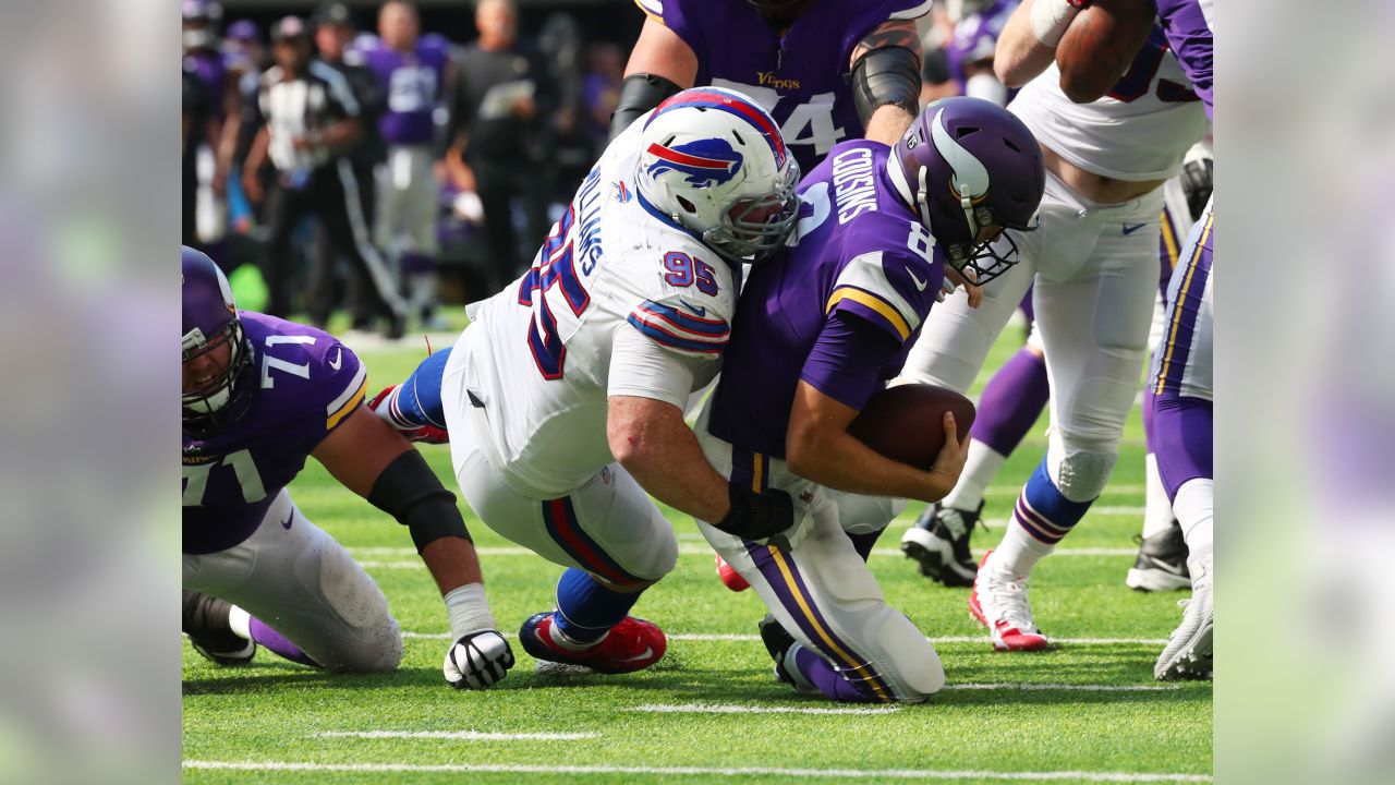 Buffalo Bills defensive end Mario Williams (94) leaves the field after a  game against the Minnesota Vikings in a preseason NFL football game won by  the Vikings 36-14 on Friday, Aug. 17