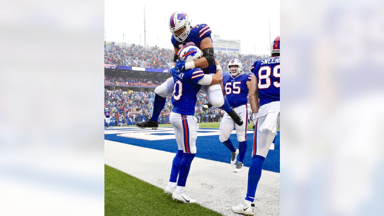 Buffalo Bills offensive tackle Tommy Doyle (72) defends against