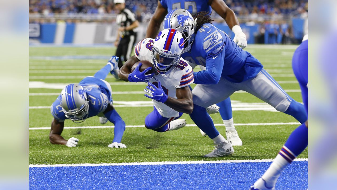 DETROIT, MI - NOVEMBER 24: Detroit Lions Running Back (42) Justin Jackson  receives the opening kickoff in the game between Buffalo Bills and Detroit  Lions on November 24, 2022 in Detroit, MI (