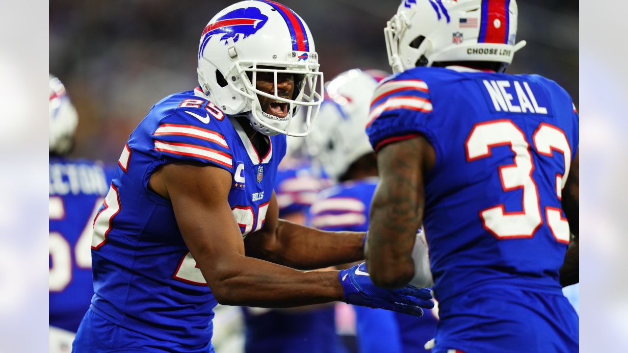 Josh Allen's heroic second half leads Bills over Rams 31-10