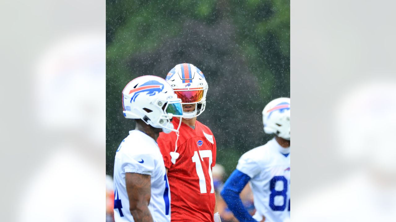 Josh Allen, Stefon Diggs & Gabe Davis put on show as pads come on at Buffalo  Bills Training Camp