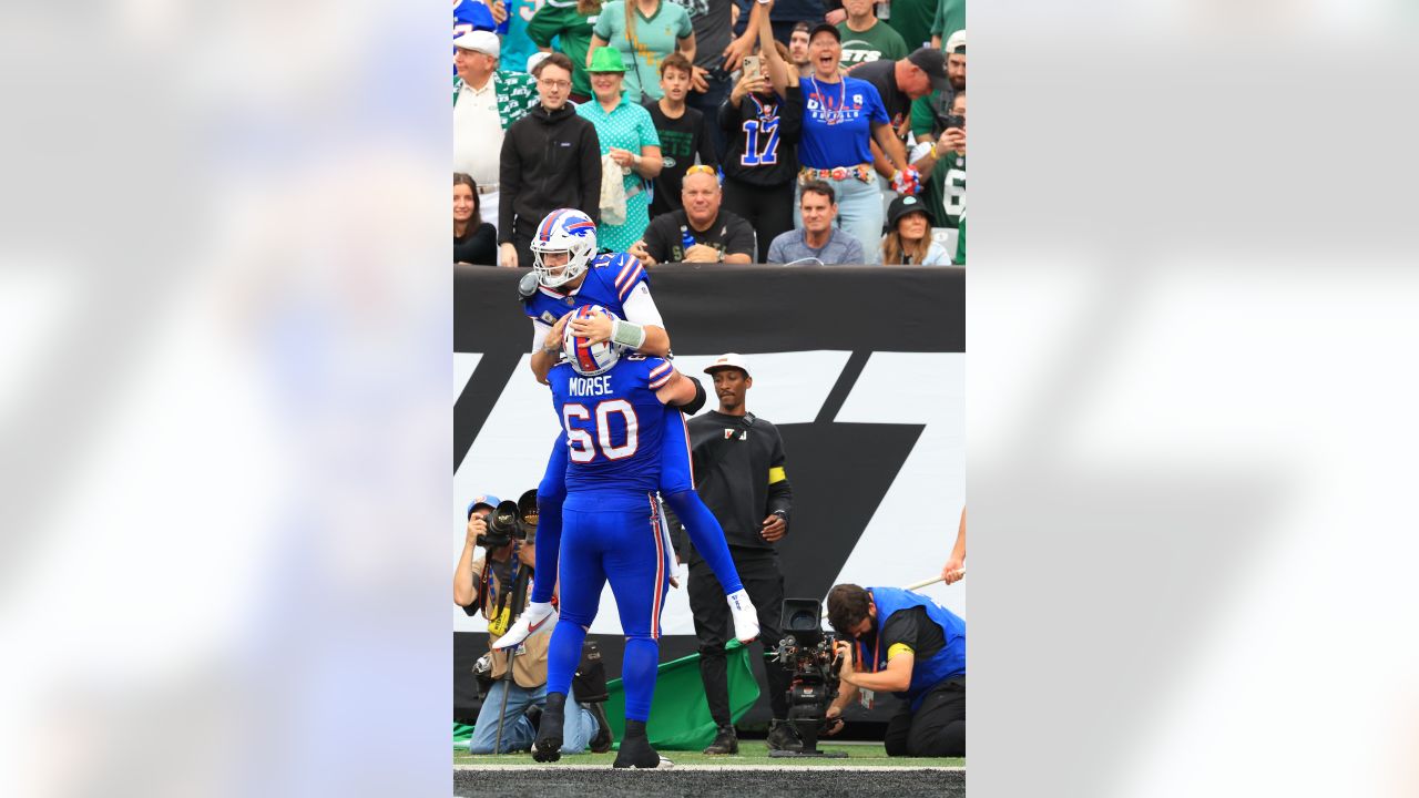 Jets fall to Bills in injury-filled Week 14 crusher