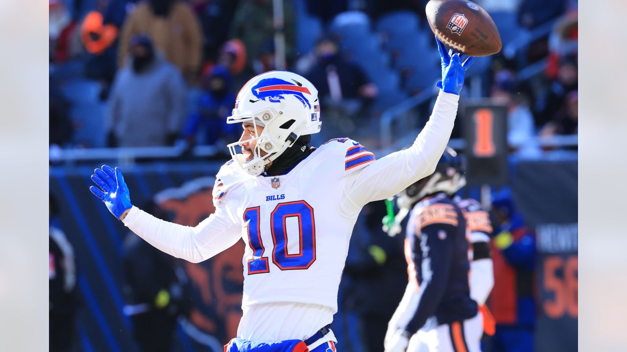 Bills use potent running attack to put away Bears on Christmas Eve
