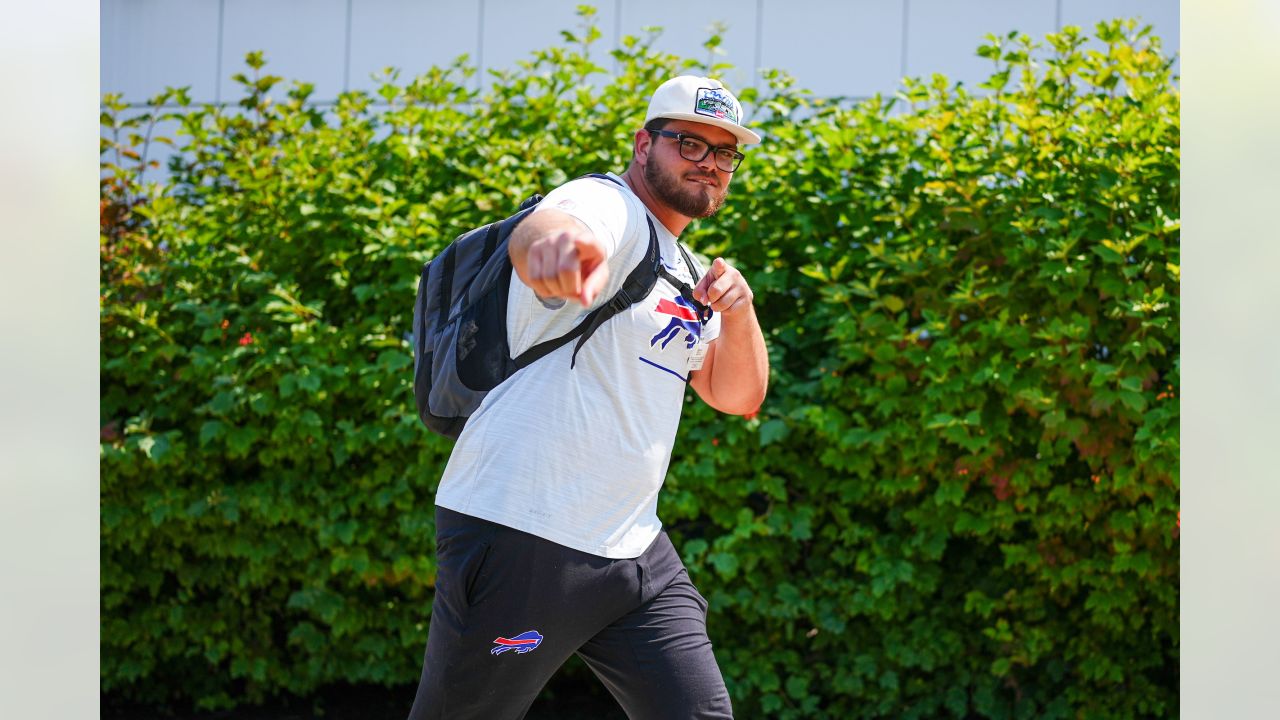 Fans flock to Highmark Stadium for the Bills' Blue and Red practice