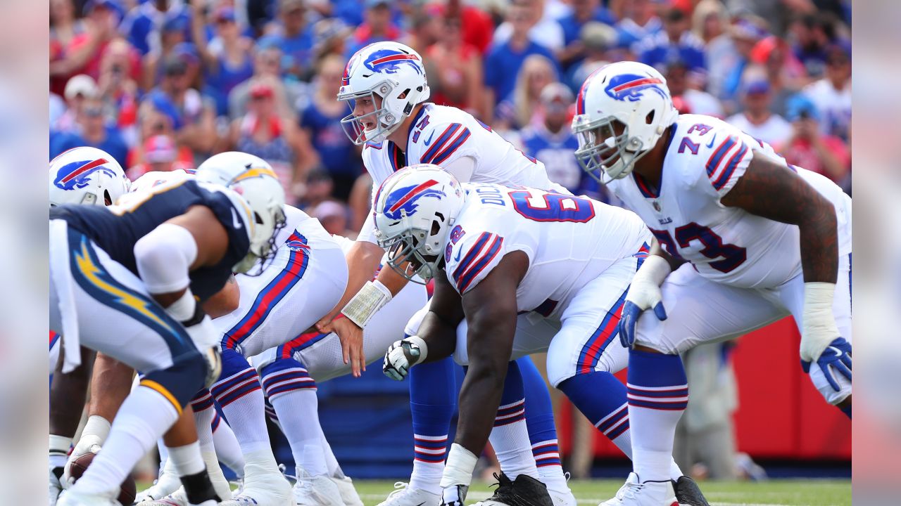 Lorenzo Alexander visits Bills training camp, praises team and Josh Allen's  growth