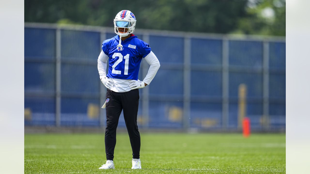 Damar Hamlin wears helmet for first time as full participant at Bills OTAs