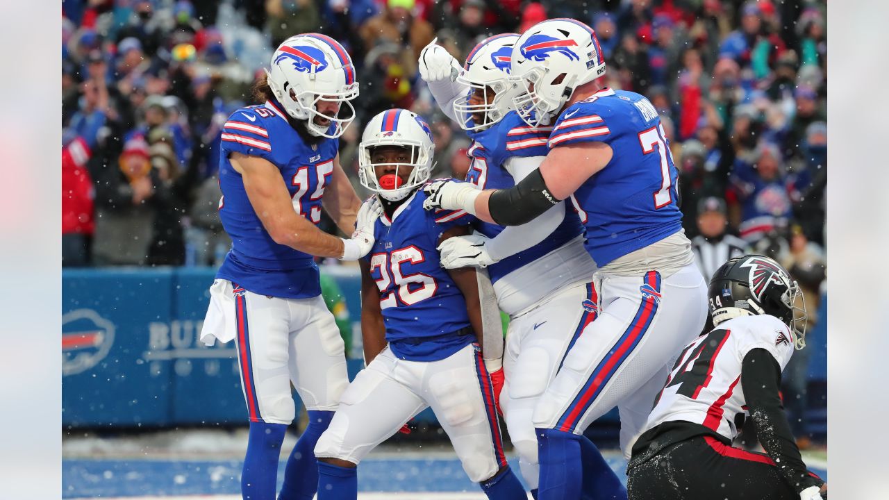 Bills beat Falcons, clinch playoffs with huge game from Devin