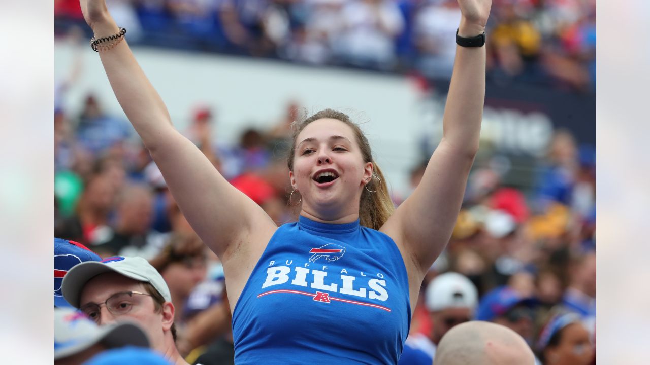 She's A 10 - Buffalo Bills Fan DTF Transfer – Three Girls Grace