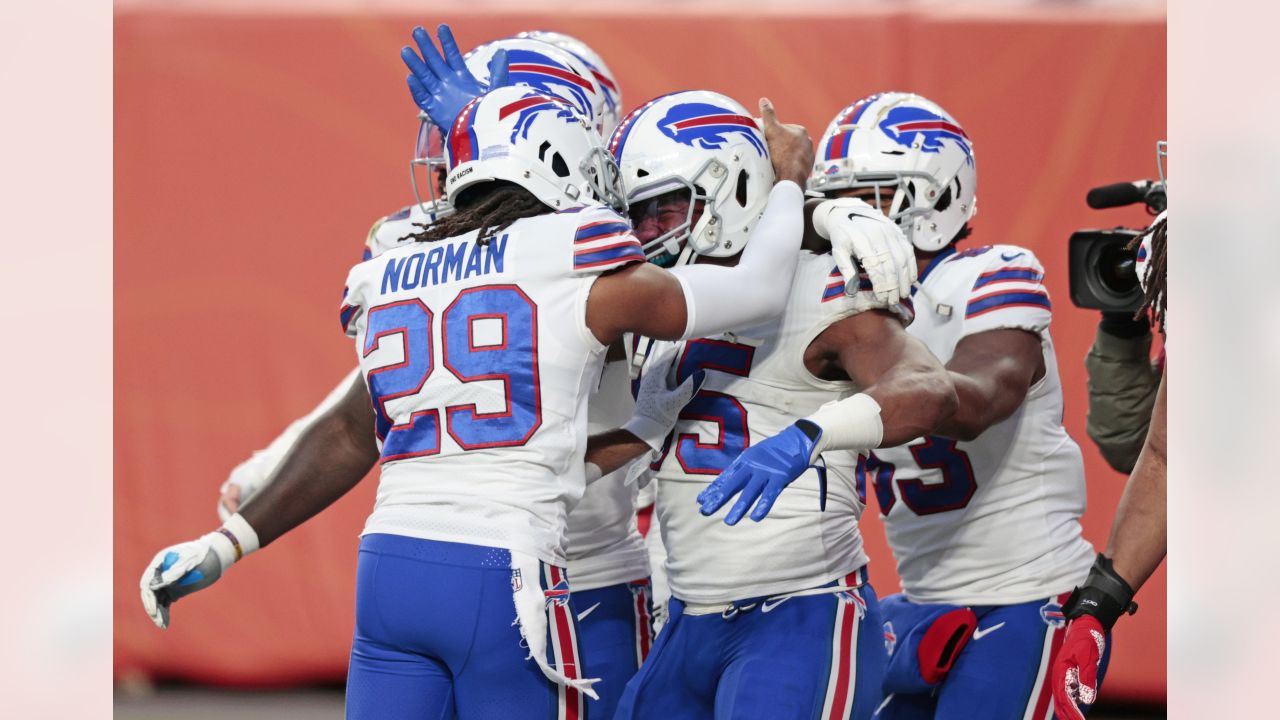 Buffalo Bills clinch AFC East title for first time since 1995 following  dominant win over Broncos