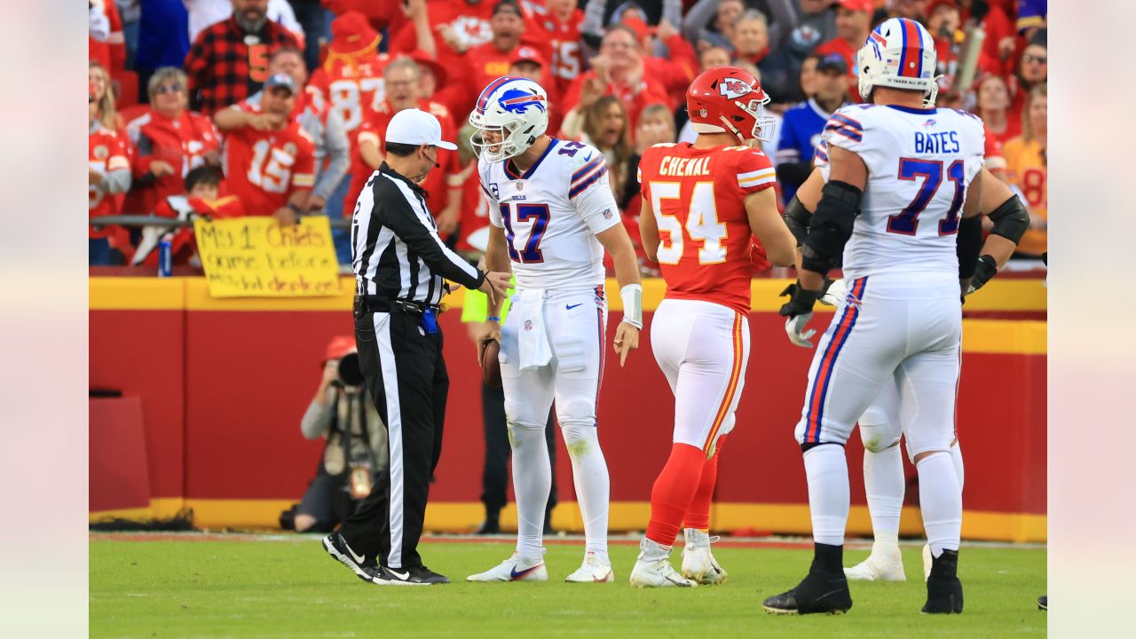 Bills at Chiefs score, takeaways: Josh Allen tops Patrick Mahomes as Buffalo  rallies, wins shootout rematch 