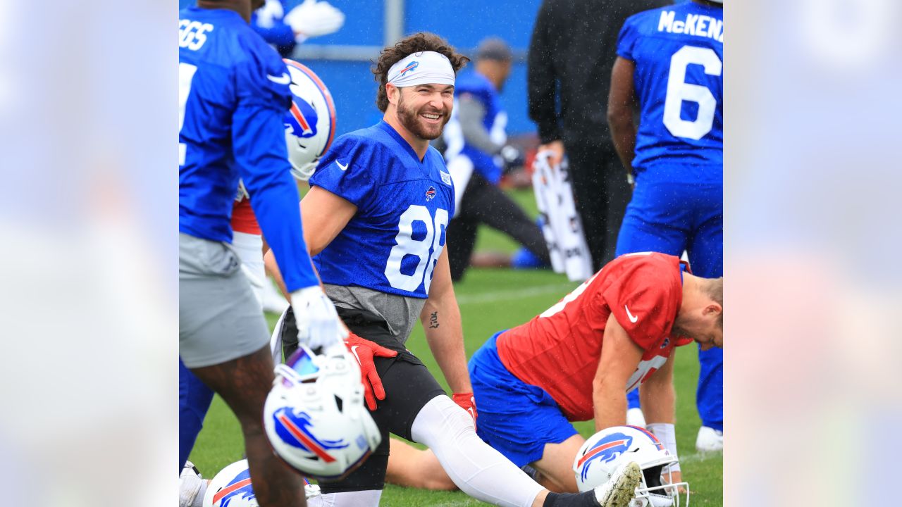 Bills update injury status of TE Dawson Knox, S Micah Hyde, LB