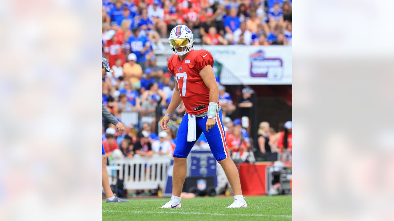 WR Sanders in awe of Josh Allen, Bills' passing attack on second day of  training camp, Sports