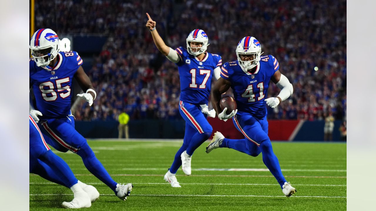 Bills blowout Titans 41-7 on MNF behind career nights from Josh Allen and  Stefon Diggs