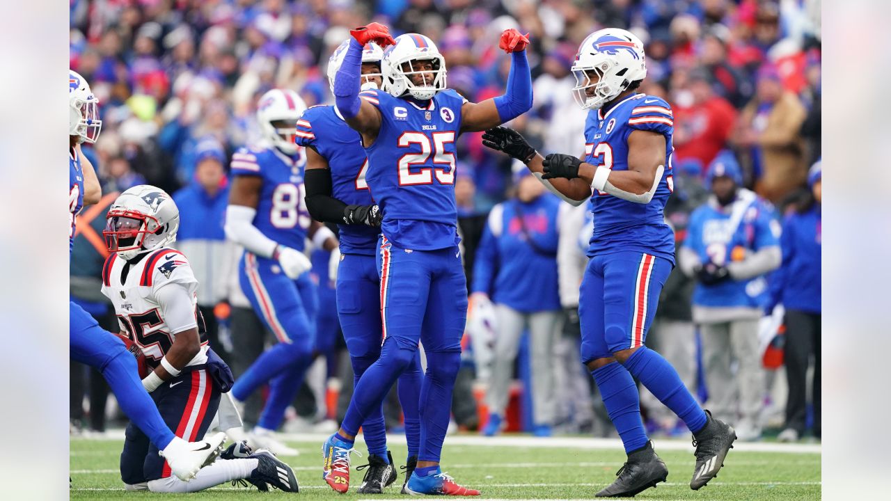 Buffalo Bills 'New King' of AFC After Win vs. Miami Dolphins? - Sports  Illustrated Buffalo Bills News, Analysis and More